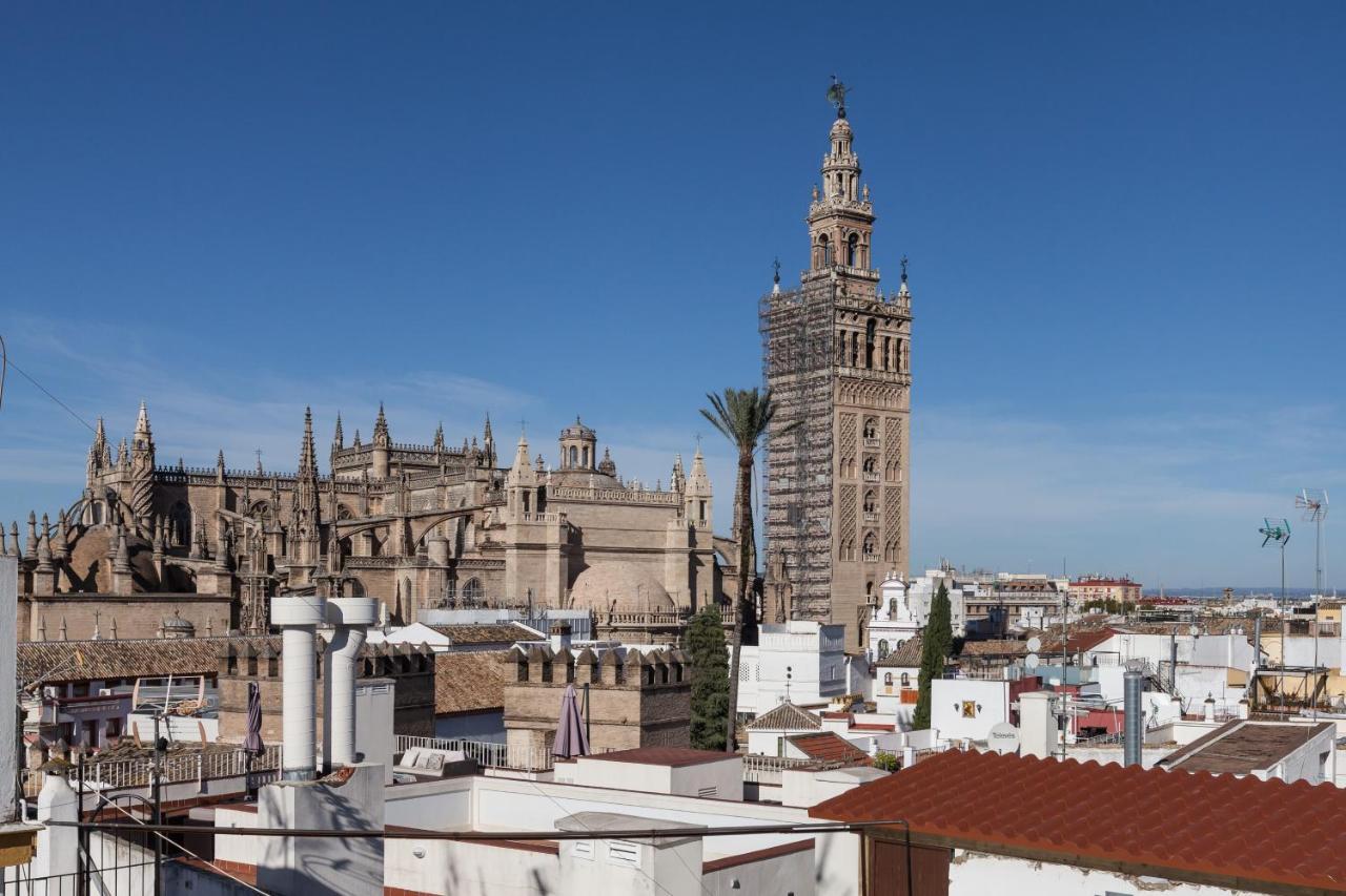 Villa Elvira, Exclusive Pool And Gardens In The Heart Of Sevilla Bagian luar foto