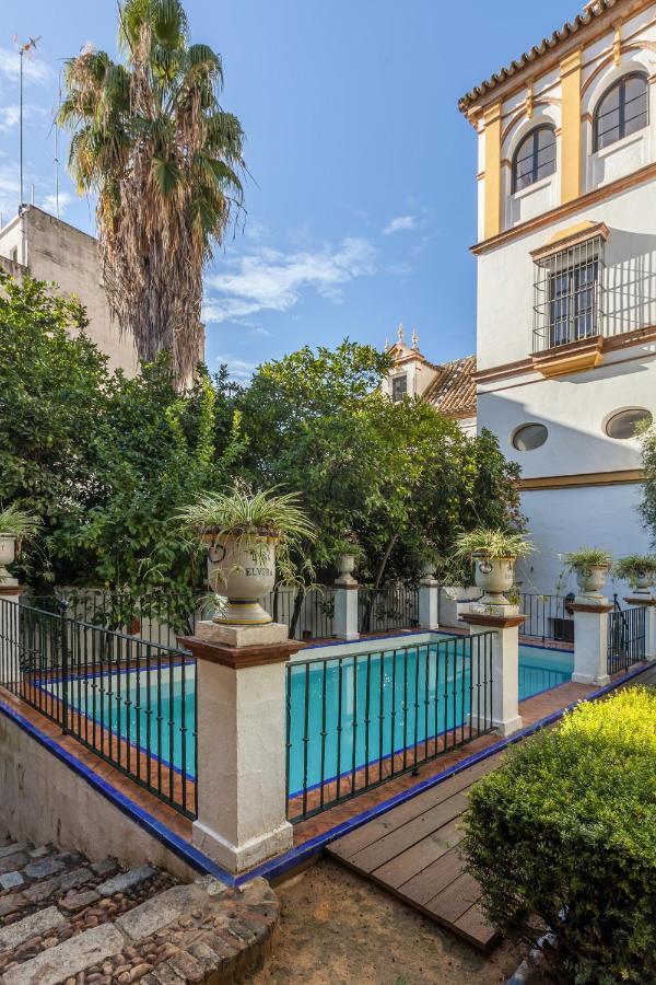 Villa Elvira, Exclusive Pool And Gardens In The Heart Of Sevilla Bagian luar foto